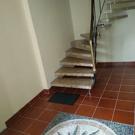Monteur - - Marburg-biedenkopf - Steffenberg - Mit Balkon Apartman